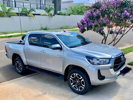 TOYOTA HILUX 2.7 VVT-i FLEX CD SRV 4X2 AUTOMÁTICO